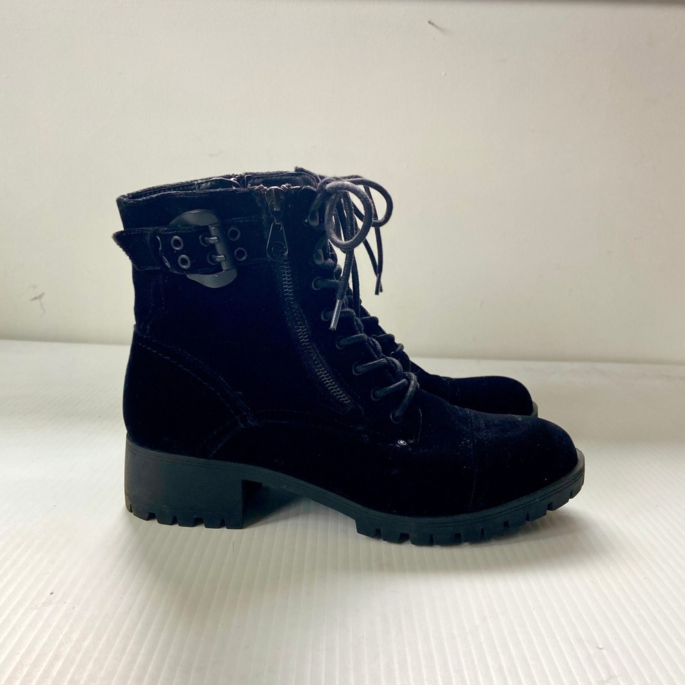 G by Guess Black Velvet Combat Boots Womens 9.5M